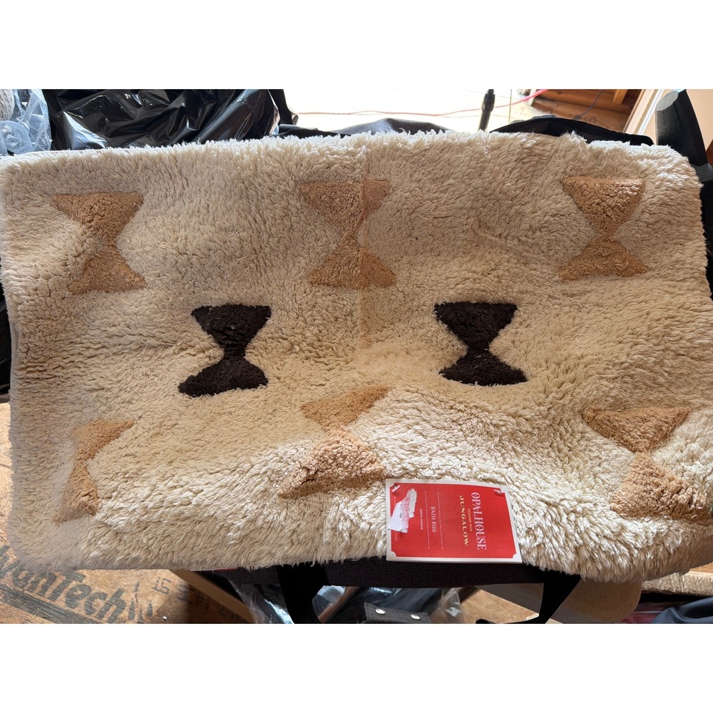 Opalhouse Jungalow Off-White XOXO Geometric Tufted Cotton Bath Rug 18x30 NEW